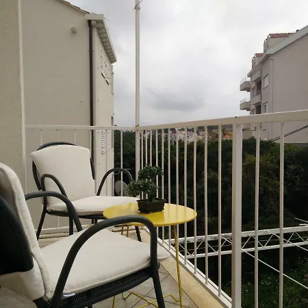 Kalipso 1 Apartment